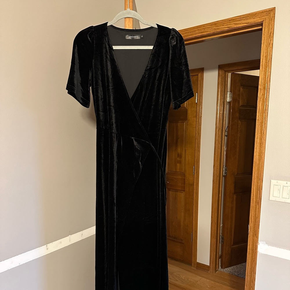 Black velvet dress